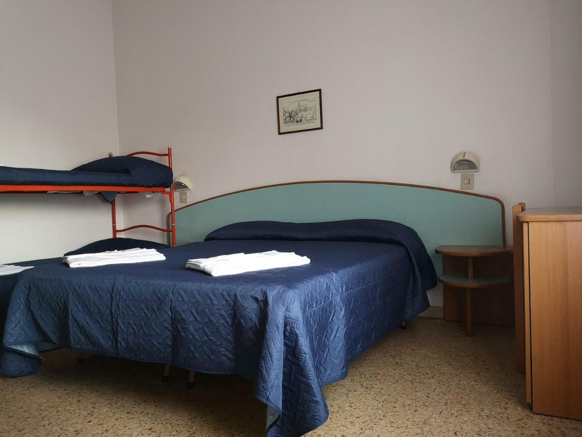 Villa Sorci Rimini Buitenkant foto